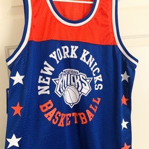 VINTAGE NEW YORK KNICKS MITCHELL AND NESS JERSEY